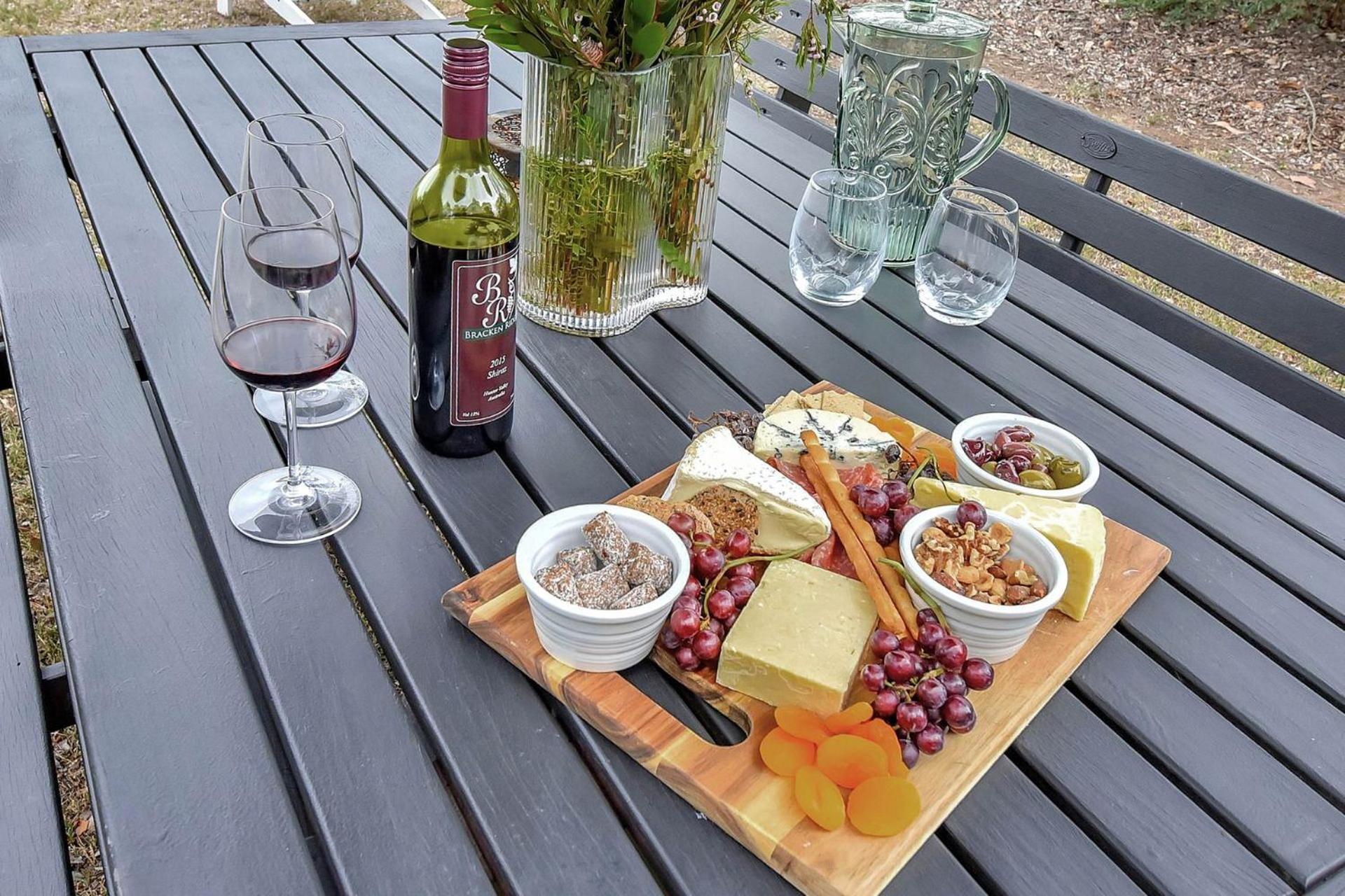 Bracken Ridge Vineyard The Entire Estate Rothbury Екстер'єр фото