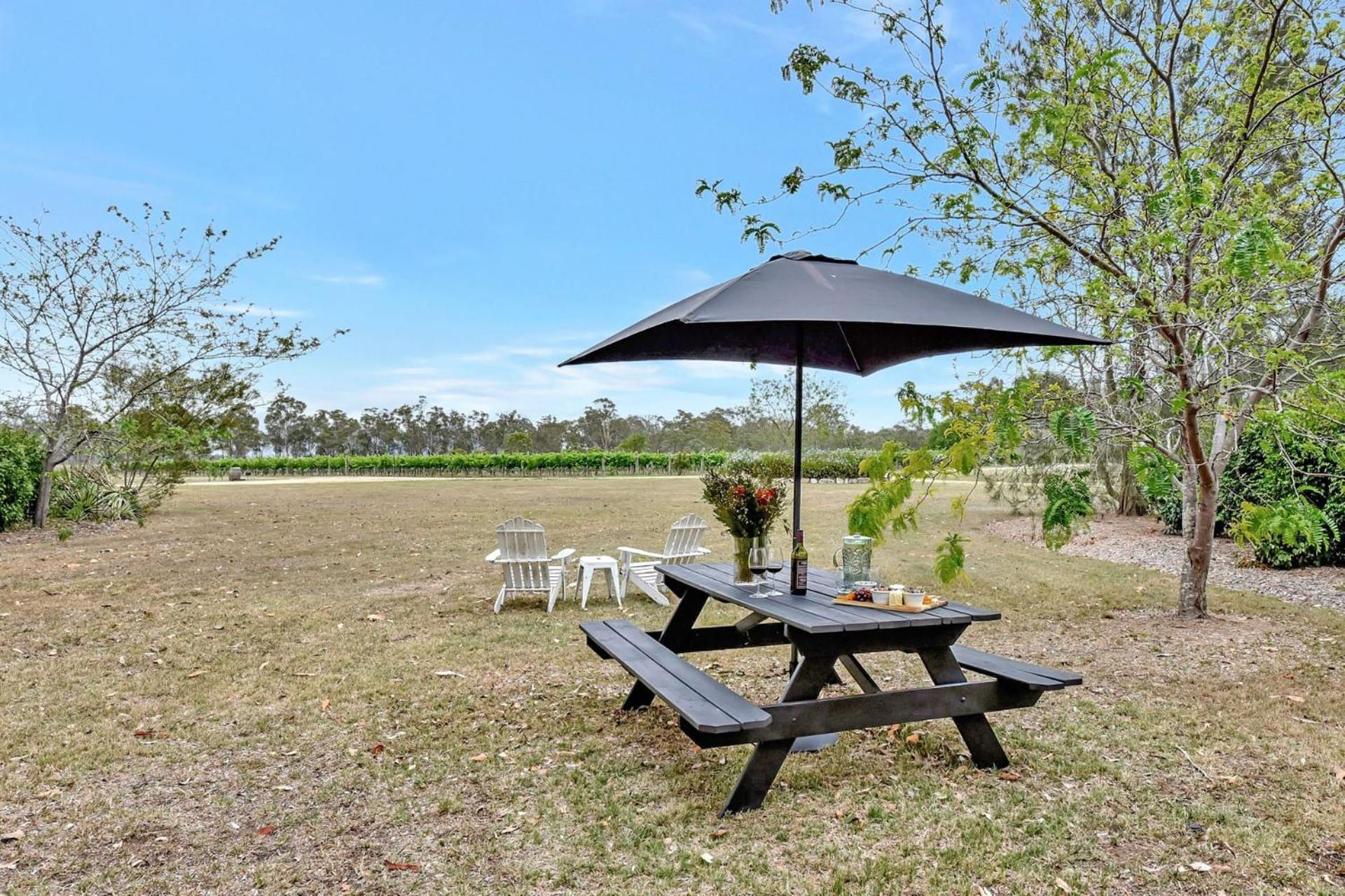 Bracken Ridge Vineyard The Entire Estate Rothbury Екстер'єр фото