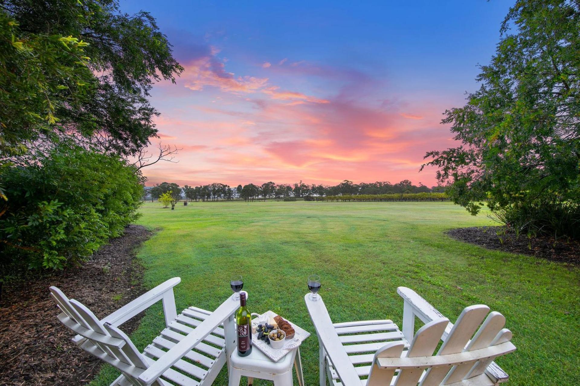 Bracken Ridge Vineyard The Entire Estate Rothbury Екстер'єр фото
